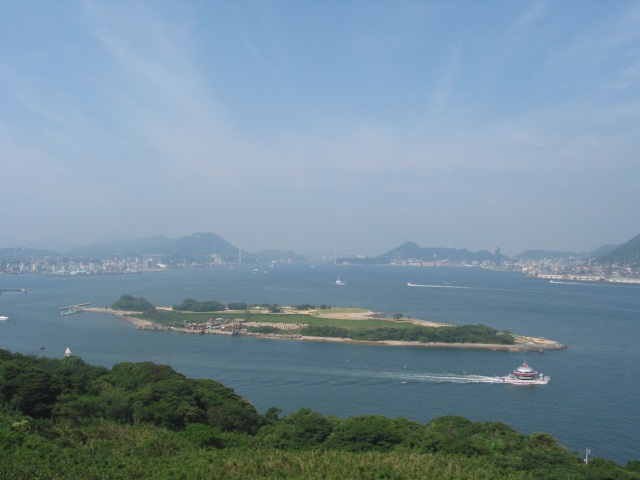 巌流島全景