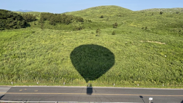 秋吉台×熱気球