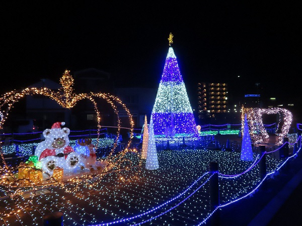 岩国駅前ツリー祭り