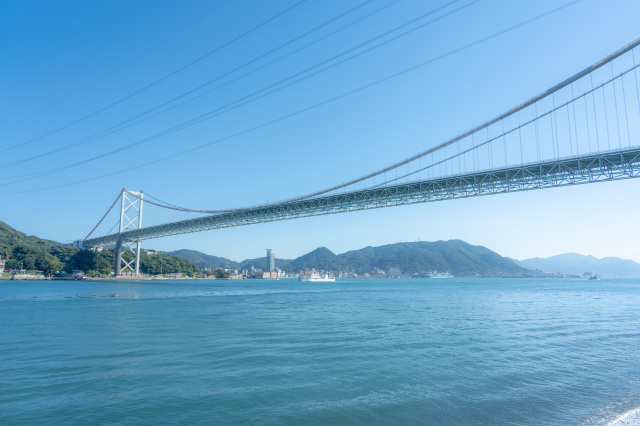 関門海峡　関門橋