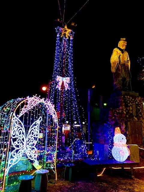厚狭駅前クリスマスイルミネーション