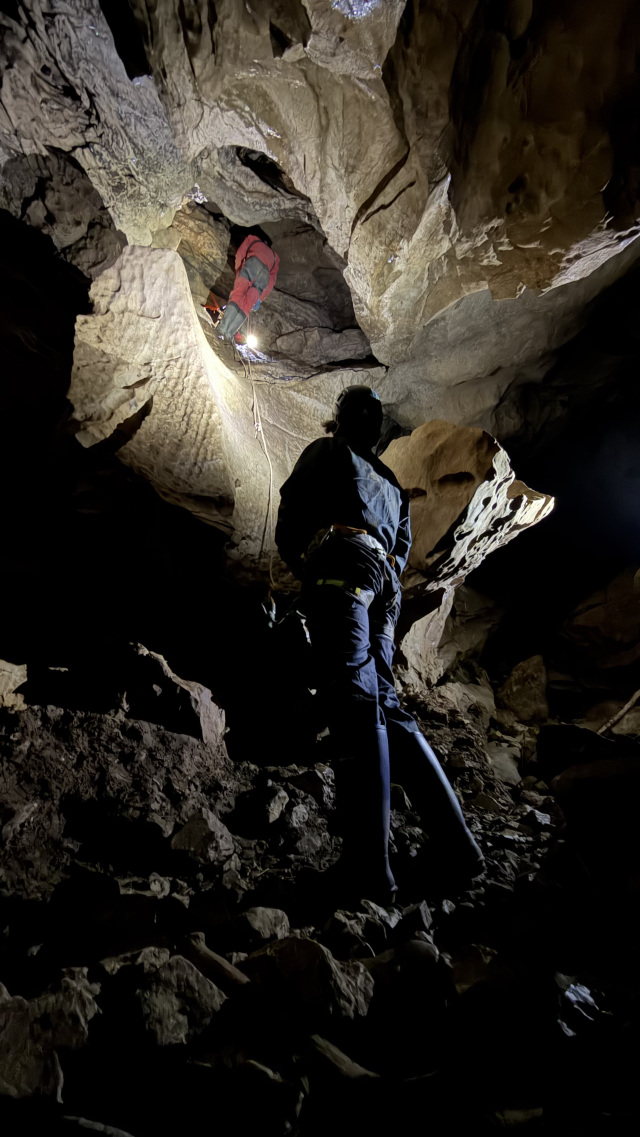 大正洞未公開エリアケイビングツアー