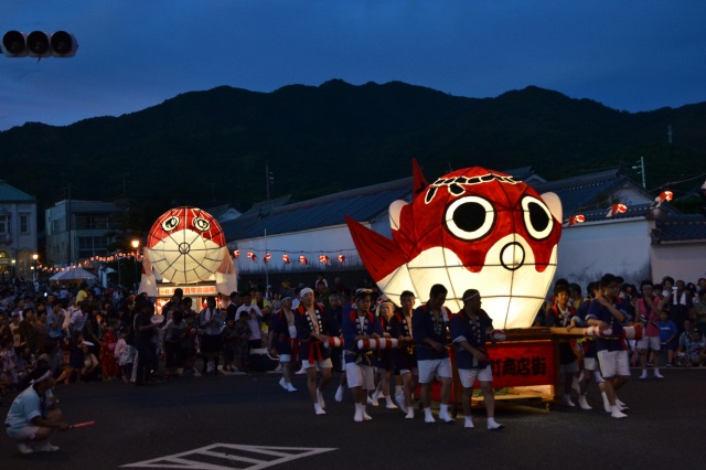 金魚ちょうちん祭り