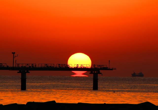 だるま夕日（室積海岸）