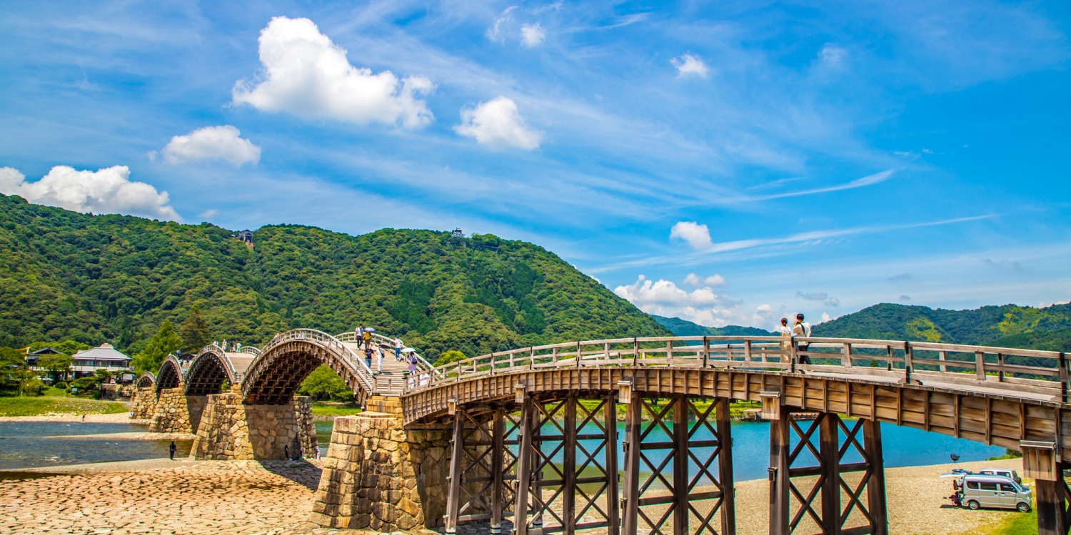 日本3名橋 錦帯橋 で 歴史を感じる映え旅を 特集 公式 山口県観光 旅行サイト おいでませ山口へ