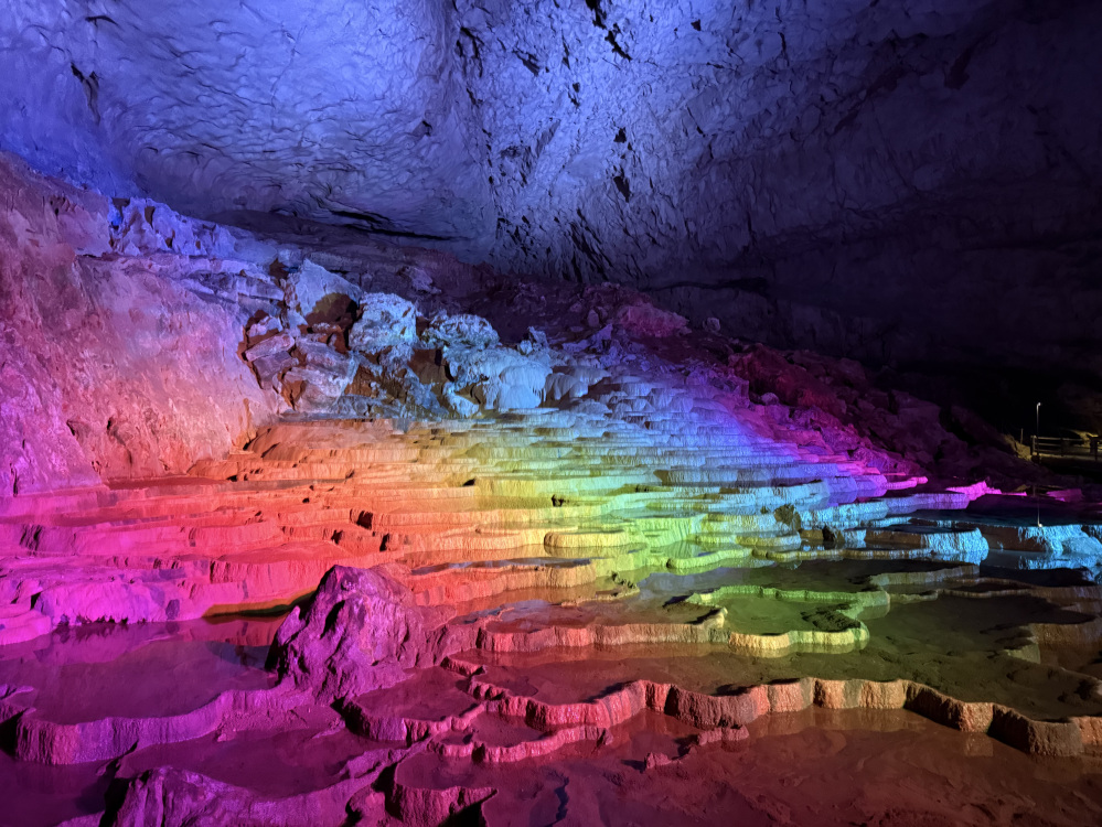 秋芳洞で期間限定イベント開催！