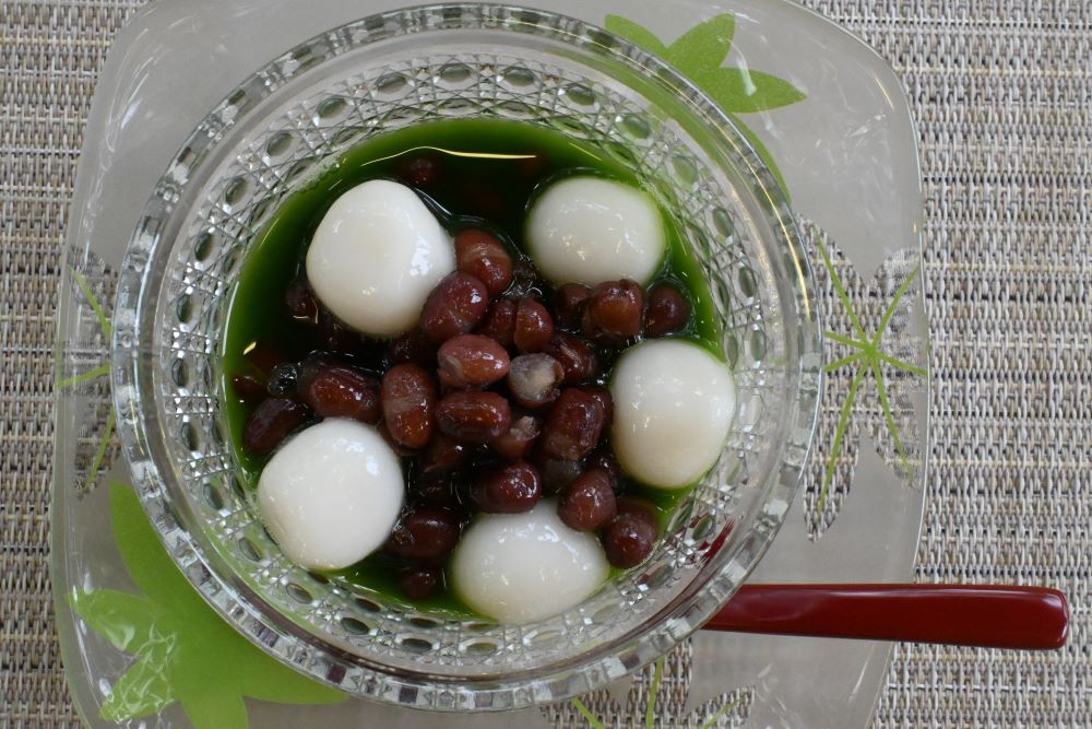 豆子郎総本店 併設の茶房「茶藏館」で味わう和菓子とお茶の時間