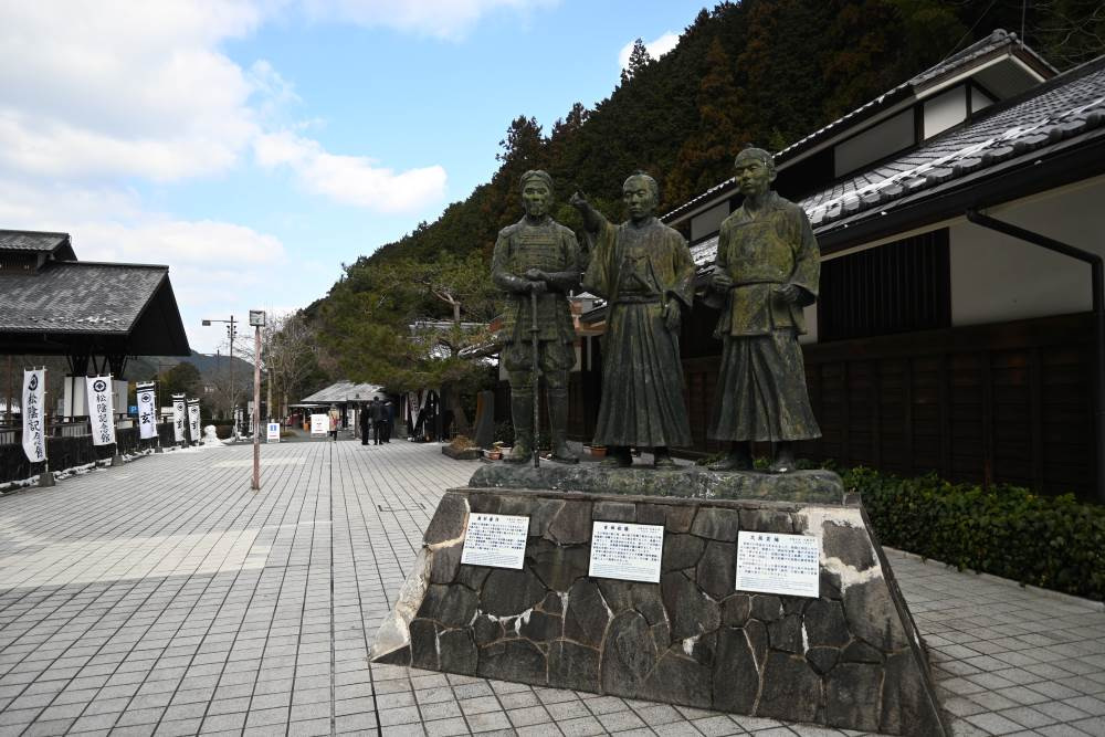 オススメお立ち寄りスポット『道の駅 萩往還』は佐々波地区から車で20分!