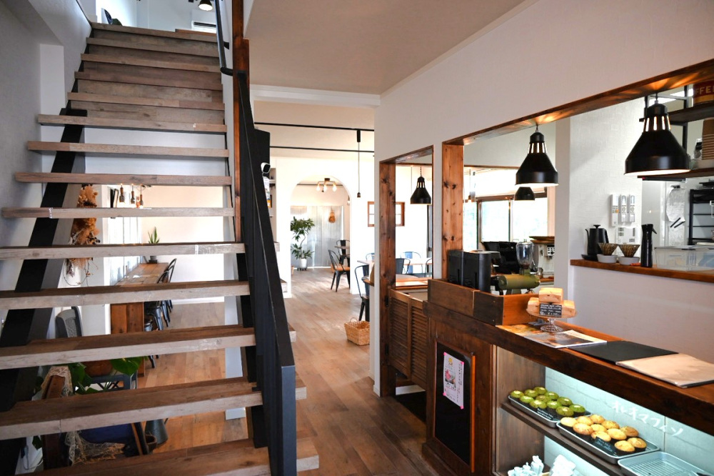 nano café・1階