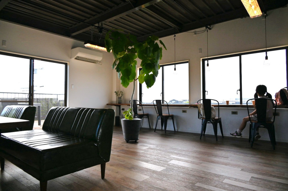 nano café・2階