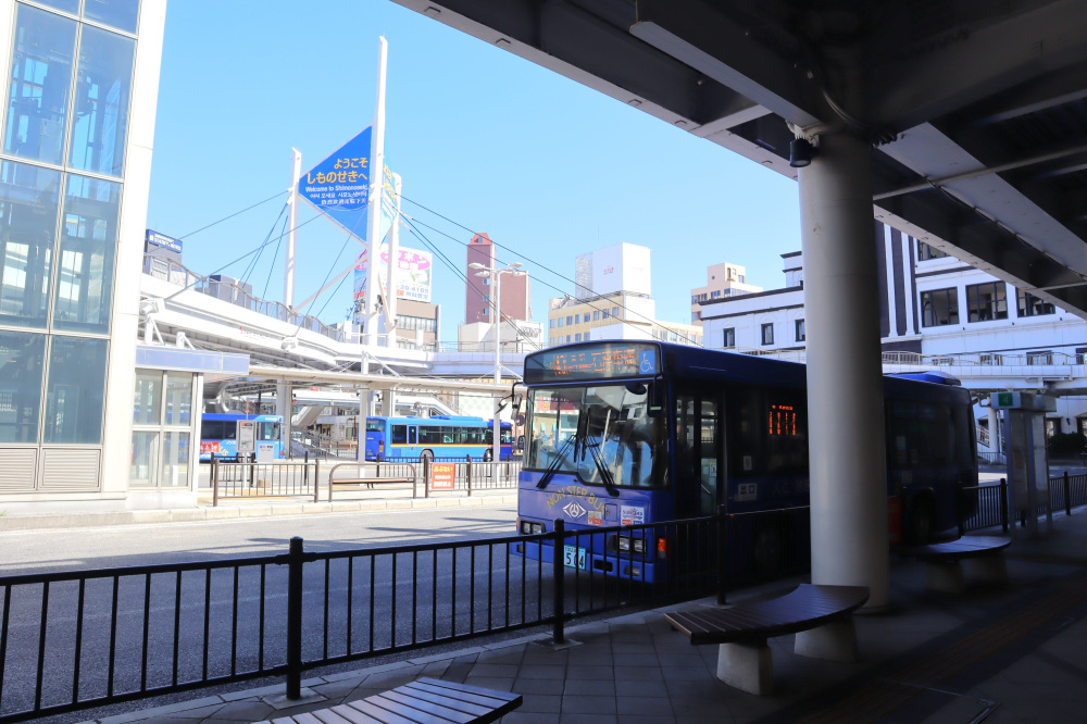 下関駅バスターミナル