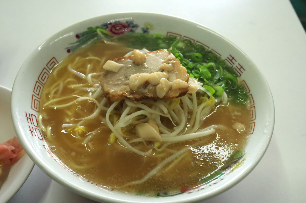 中華そば(820円)