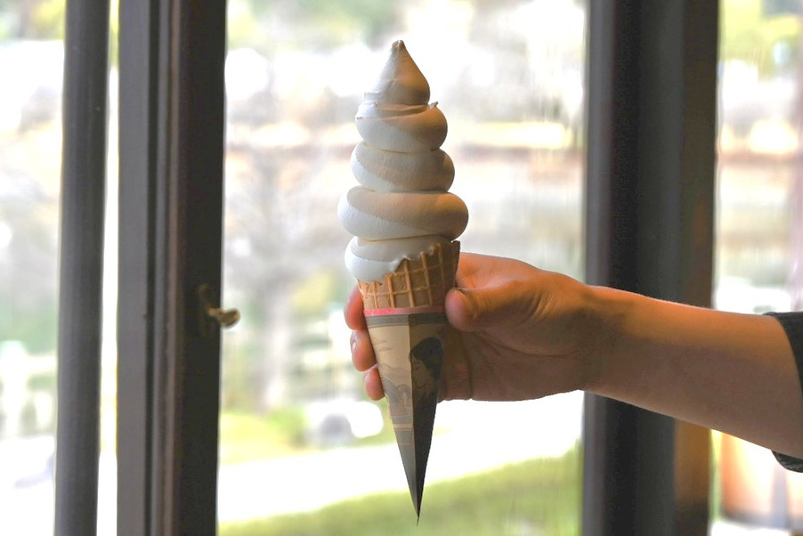 ソフトクリーム各種600円