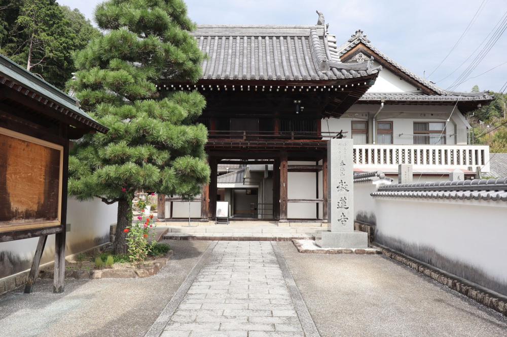 教蓮寺も訪れてみよう