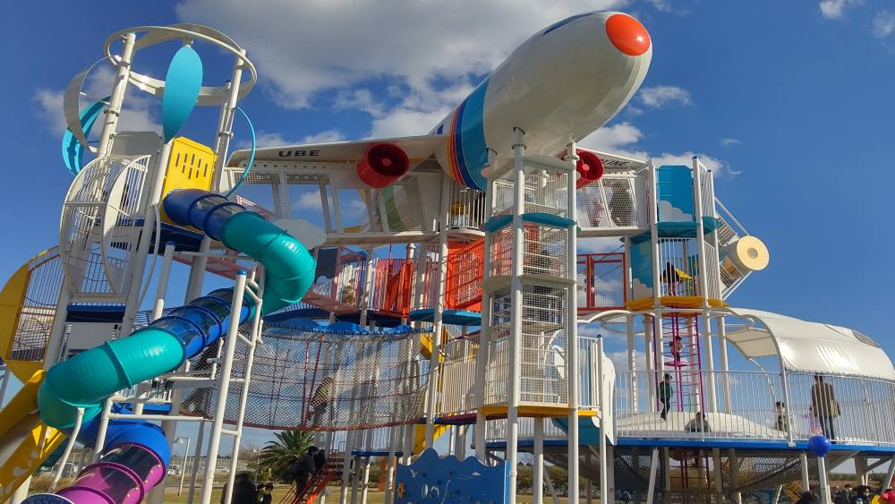 子供と一緒に！山口宇部空港の楽しみ方をご紹介♪ふれあい公園や展望デッキ、グルメ、お土産情報まで！