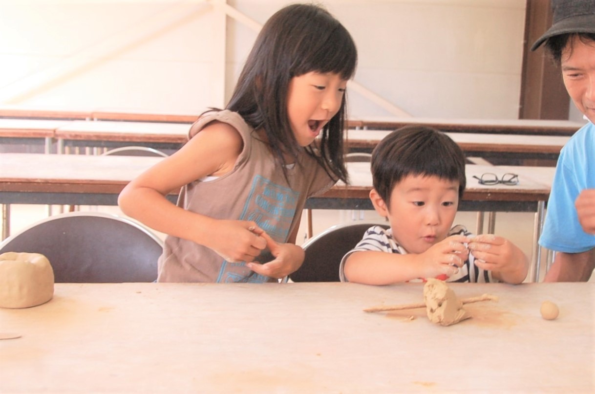 萩市で子供と１日遊ぶなら！萩焼体験からプレーパークまで、家族で楽しめる遊び場巡り♬