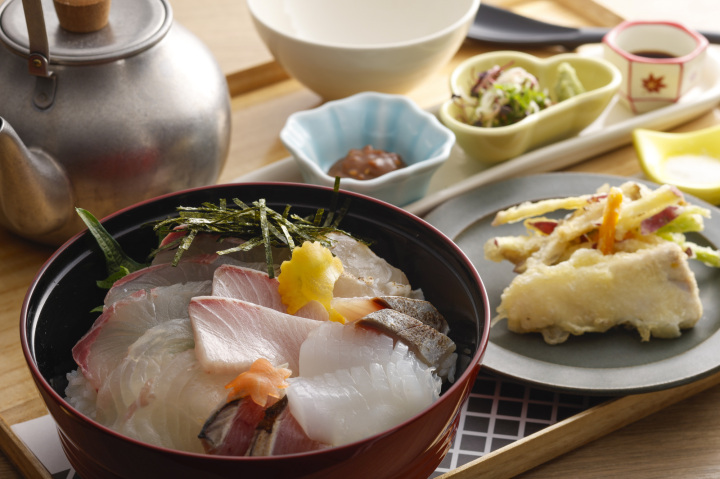 萩明倫レストラン萩暦　【長州海鮮まぶし】