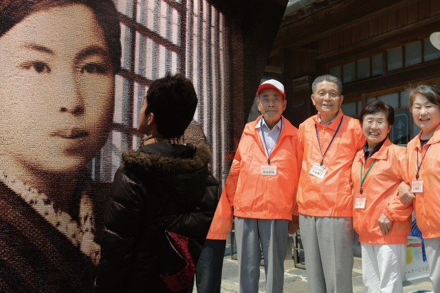 金子みすゞの“こころ”をめぐるガイドツアー (まち歩き＋金子みすゞ記念館）