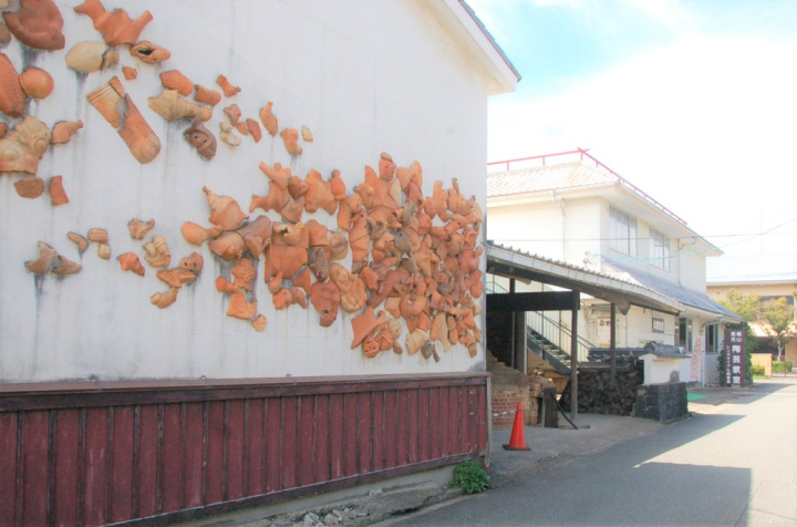 萩焼の窯元『城山窯』にて萩焼手びねり体験