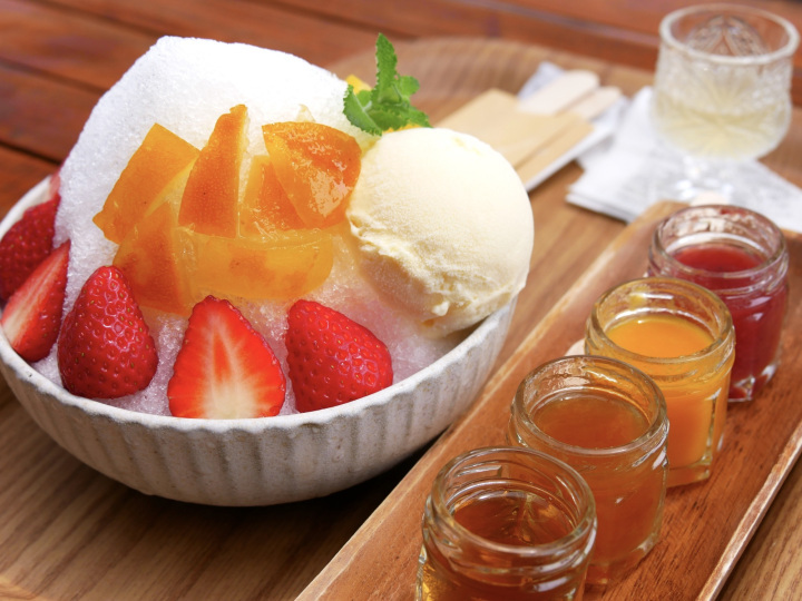 贅沢フルーツソースのかき氷/Jam’s Cafe