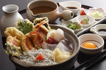 【ランチ】山口の新ご当地グルメ「長州海鮮まぶし」ダイニングまめだ・萩暦　「長州チキンステーキ」みなと食堂ととと