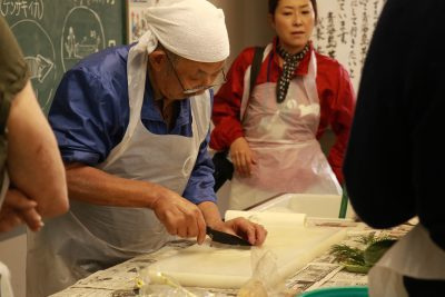 青海島共和国　かまぼこ作り体験