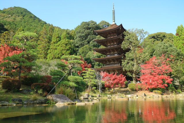 国宝 瑠璃光寺五重塔(山口市)