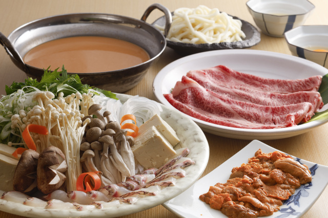 牛串とらまめともつ鍋こ豆 湯田店