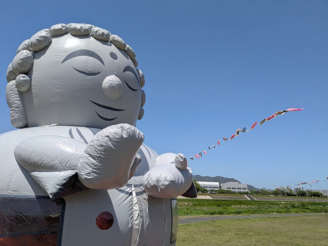 ふわふわドームであそぼう！