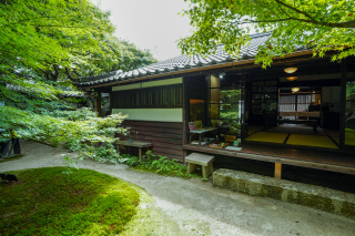 宇野千代生家