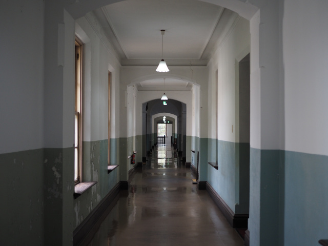 旧県庁舎廊下