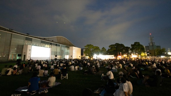 真夏の夜の星空上映会2025