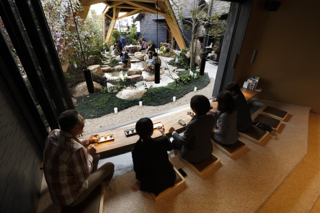 Yuda Onsen Take a Break Easily at a Footbath Cafe