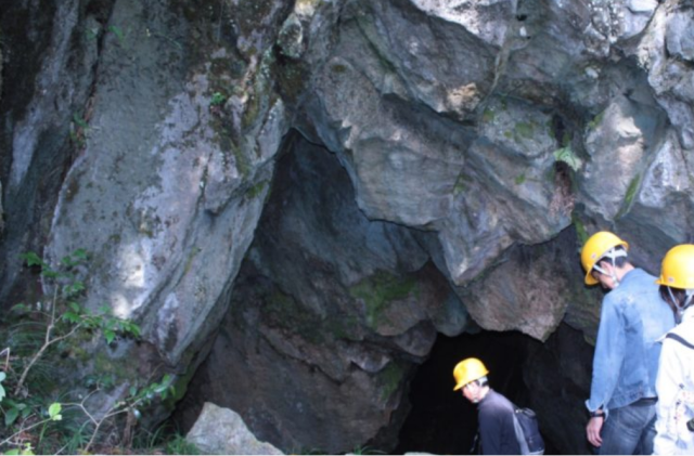 長登銅山跡榧ケ葉山露天掘り見学ツアー