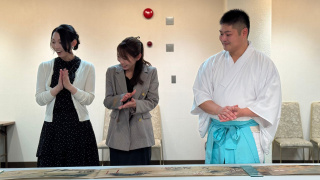 防府天満宮・神職による境内特別案内と歴史館での松崎天神縁起絵巻（複製）にふれる体験