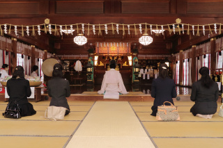 防府天満宮　県指定史跡＜大専防＞貸切体験【大祓詞　浄書】と御殿で正式参拝