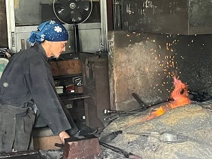 小刀作りワークショップ<往復タクシー送迎付き>