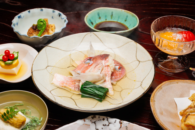 活〆甘鯛会席（骨蒸し）