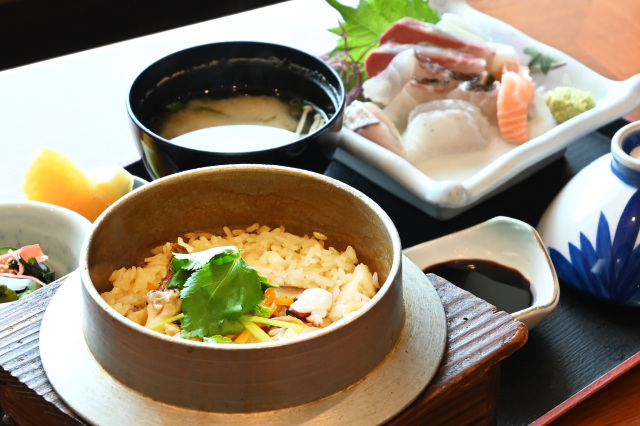 海鮮釜飯