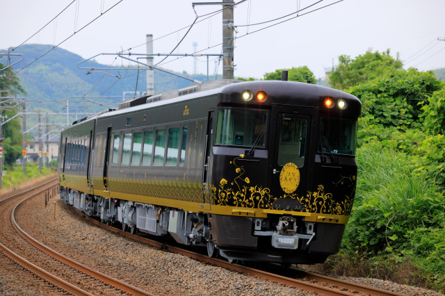 観光列車はなあかり